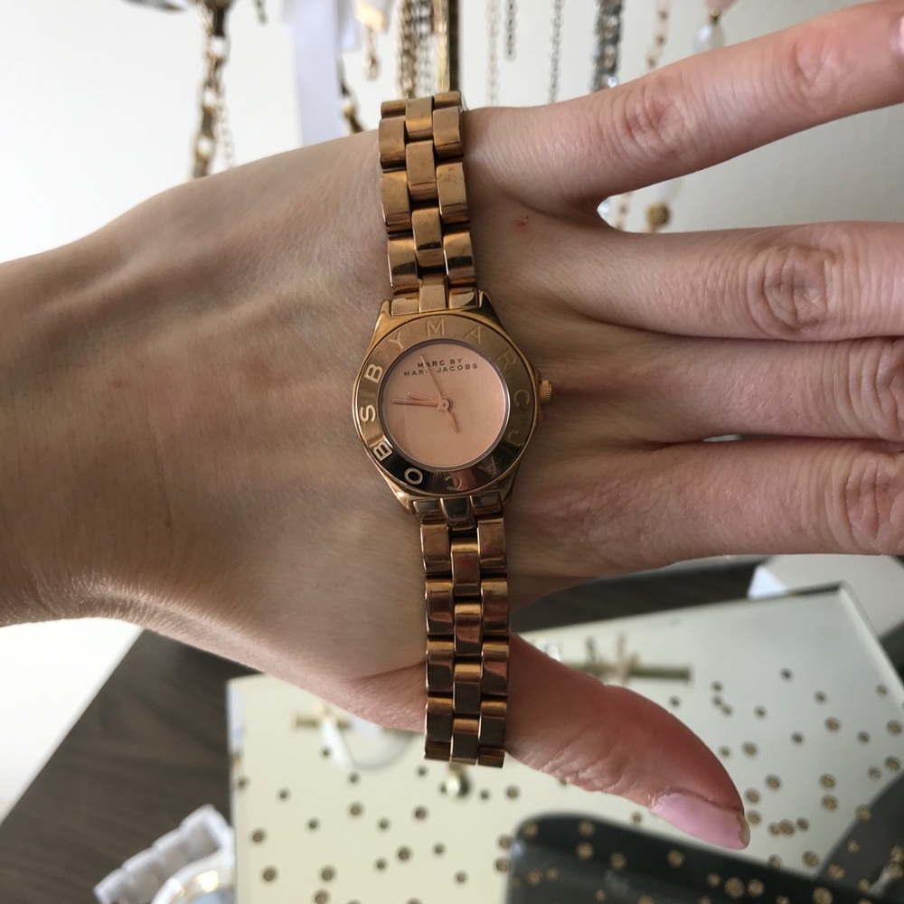 Rose gold Marc jacobs watch